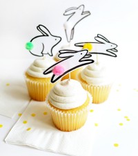 2_bunny_cupcake_toppers