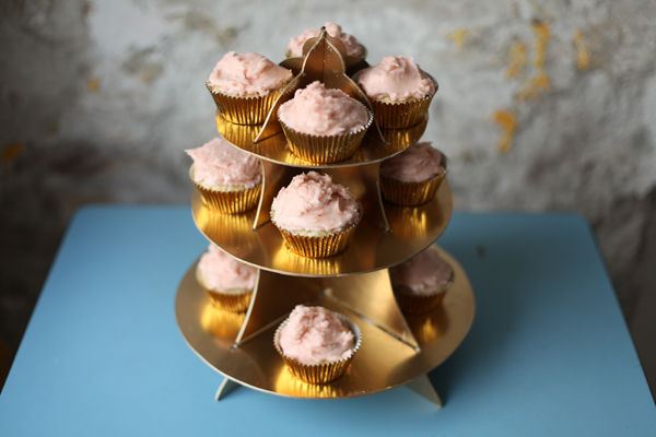 Rainbow Cake Stand – Daisymoon Designs