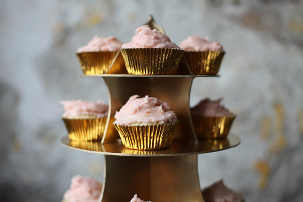 3 Tier DIY Wood Cupcake Stand Laser Cut File - The Crafty Blog Stalker