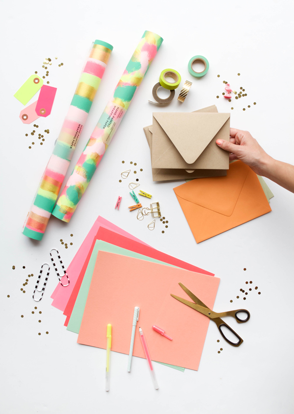 DIY Wrapping Paper Envelope Liner