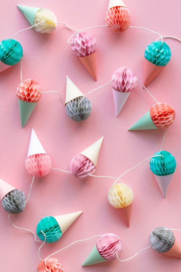 DIY MINI HONEYCOMB ICE CREAM GARLAND