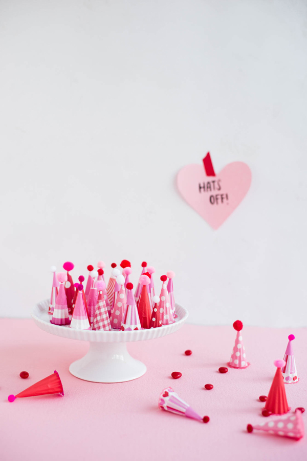 diy mini party hats