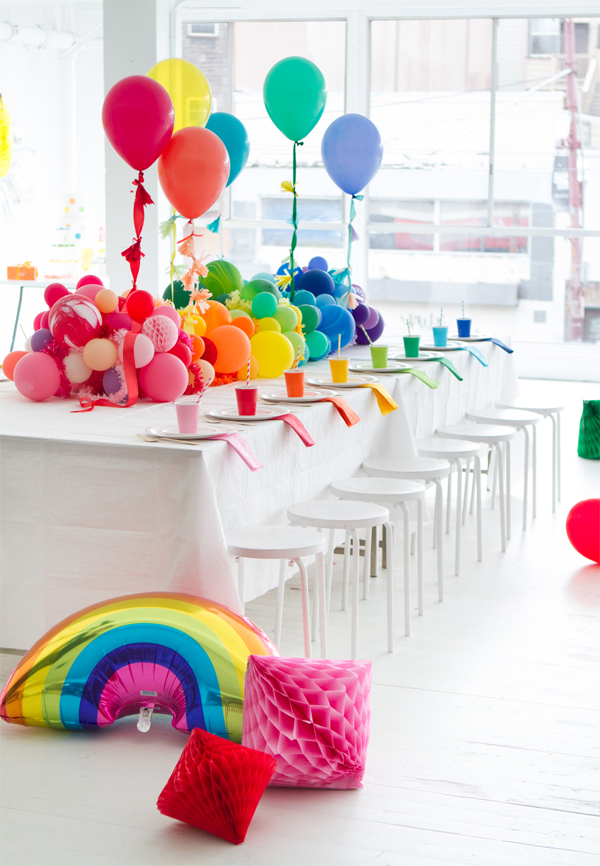 Baby shower deals decorations rainbow