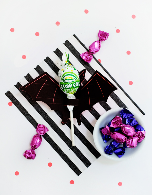 Download Printable Bat Lollipop Holder