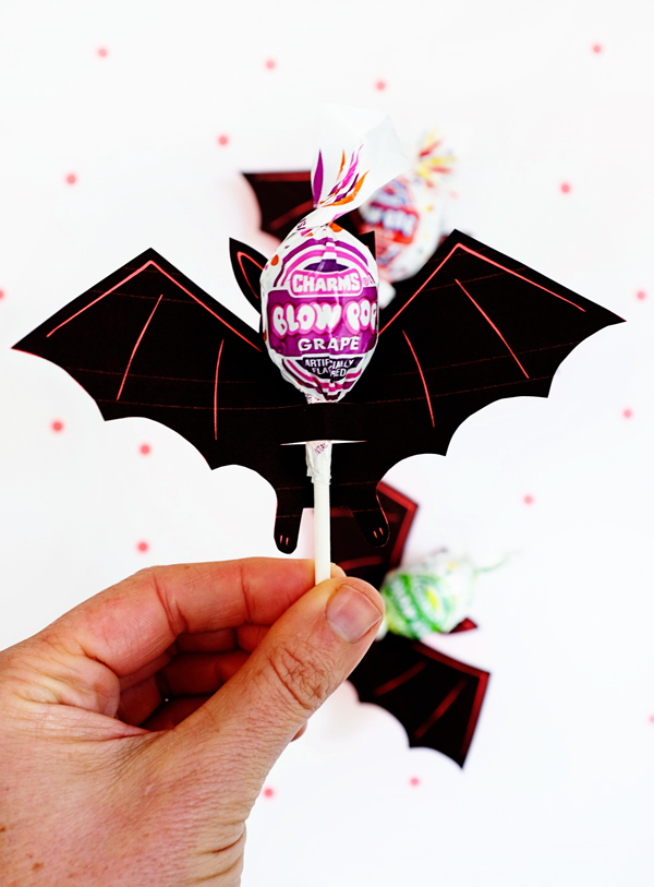 Download Printable Bat Lollipop Holder