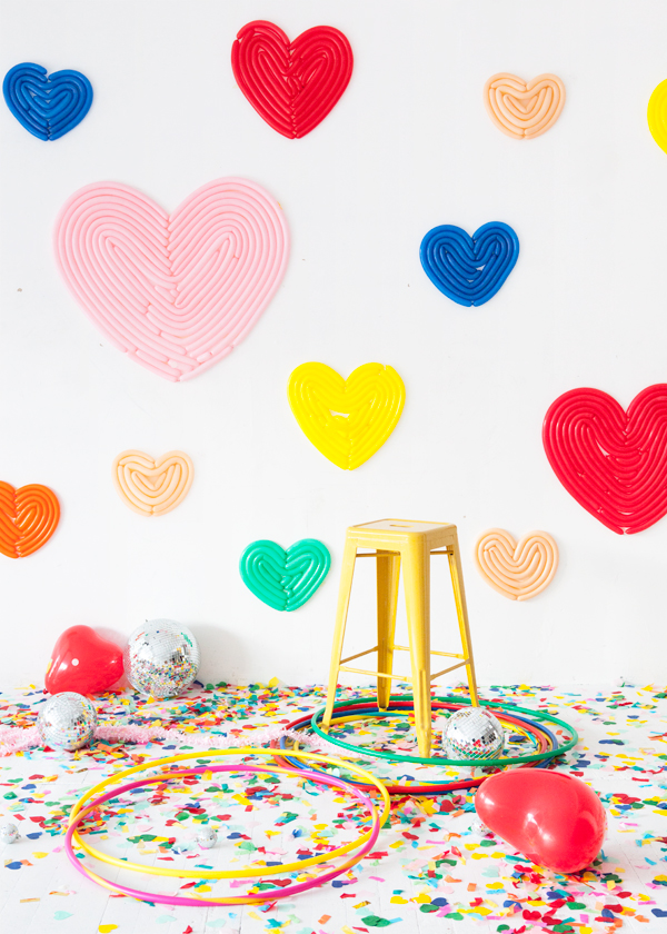 Valentine’s Day Heart Balloon Wall