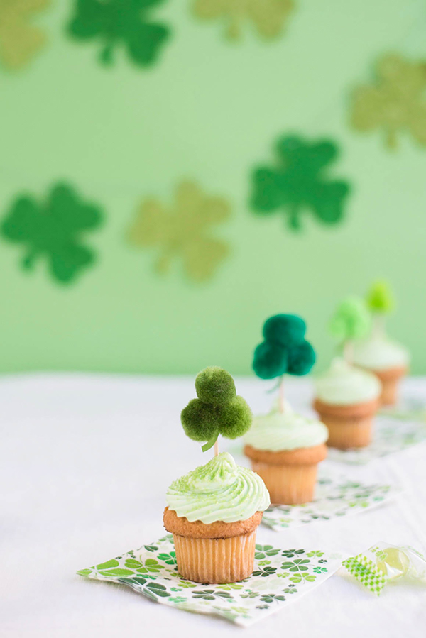 Pom Pom Shamrock Cupcake Topper DIY | Oh Happy Day!