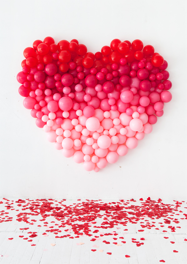 how to make heart with balloons 