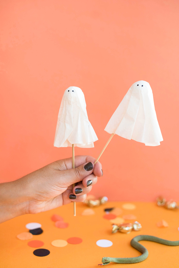 Ghost Cake Toppers DIY | Oh Happy Day!