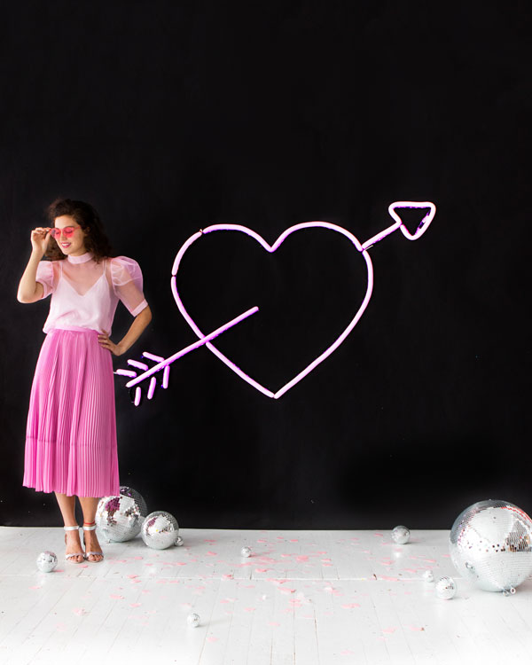 Neon Heart Balloon Wall | Oh Happy Day!