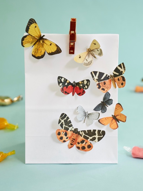 Bags discount to butterflies